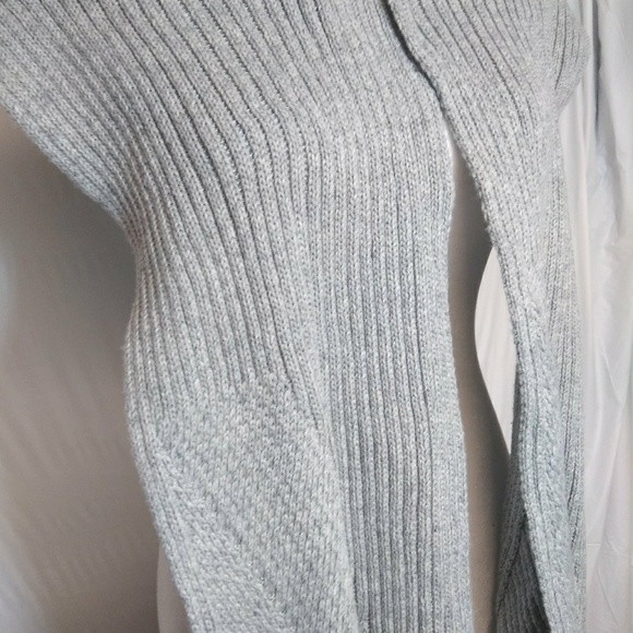 Scarf - Picture 2 of 5